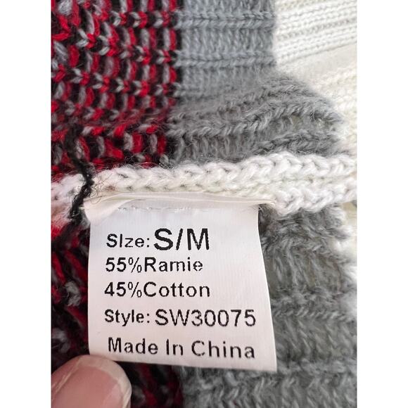 Selfie Couture by Trendology Bulky Ivory Red Black Boho Cardigan Sweater S/M - Picture 5 of 7